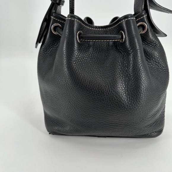Dooney & Bourke AWL Vintage Black Pebble Leather Drawstring Bucket Bag Purse - Picture 4 of 10
